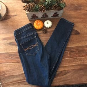 Abercrombie & Fitch Jeans Size 4